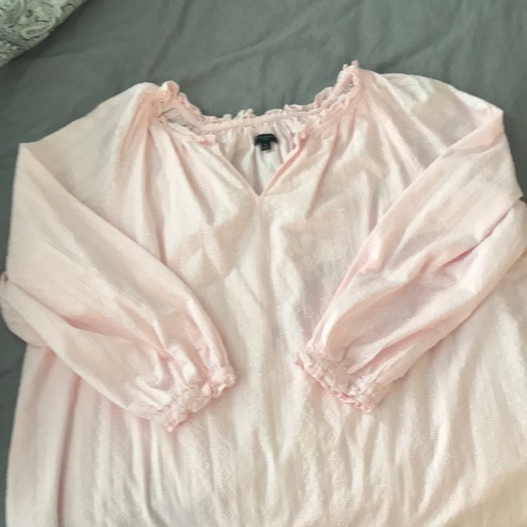Pink cotton blouse. Like new - Picture 1 of 2